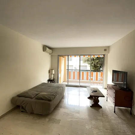 Apartment 2 Pieces A 5min De Cannes *