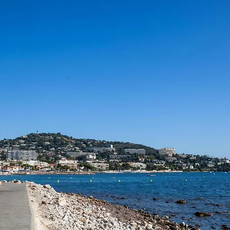 2 Pieces A 5min De Cannes * Le Cannet