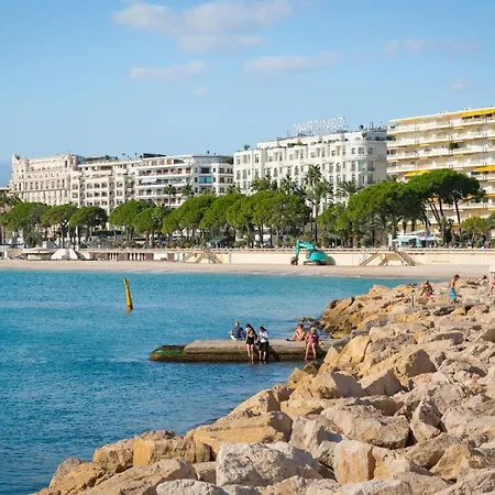 2 Pieces A 5min De Cannes * Le Cannet